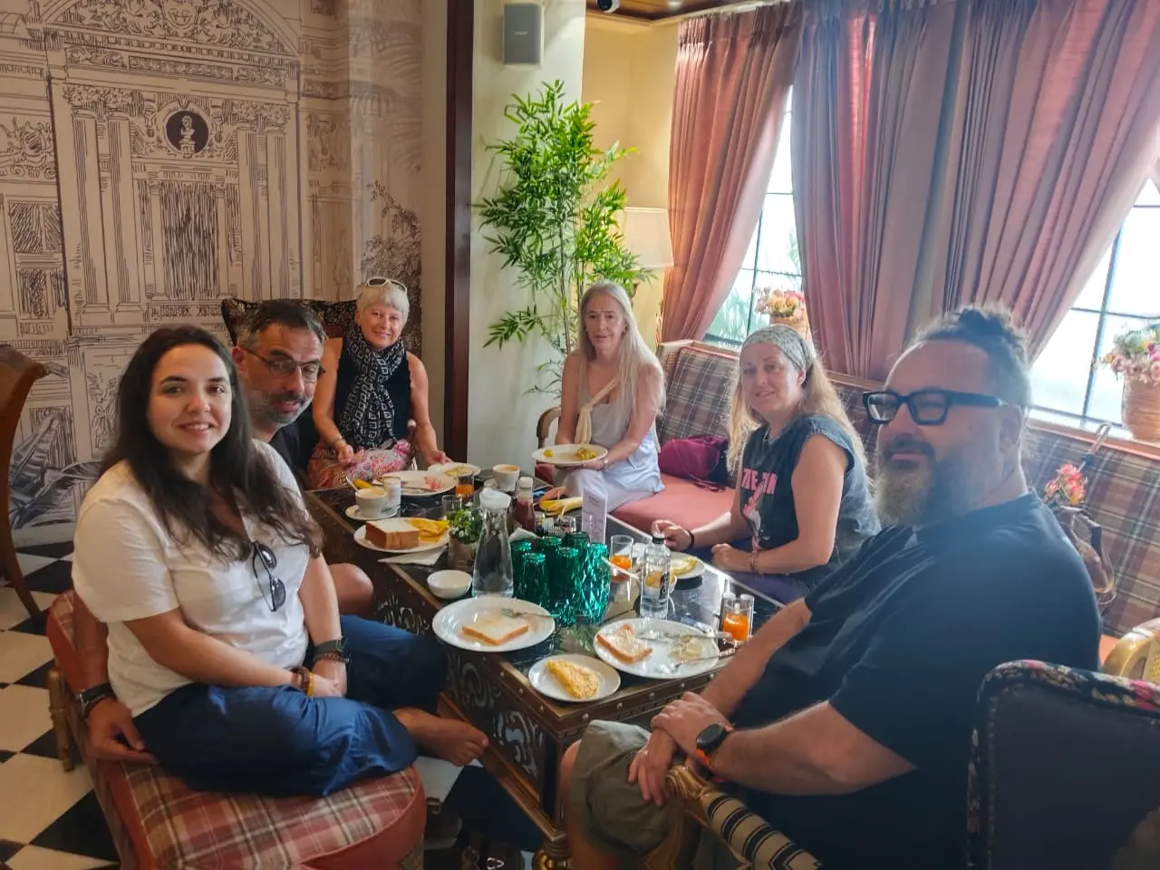 Guest Review & Warm Feedback