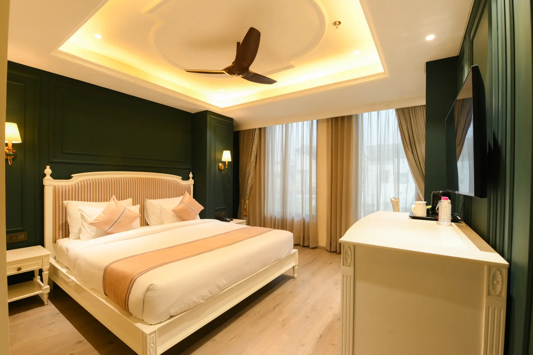 Classic Room - Elegant Interiors