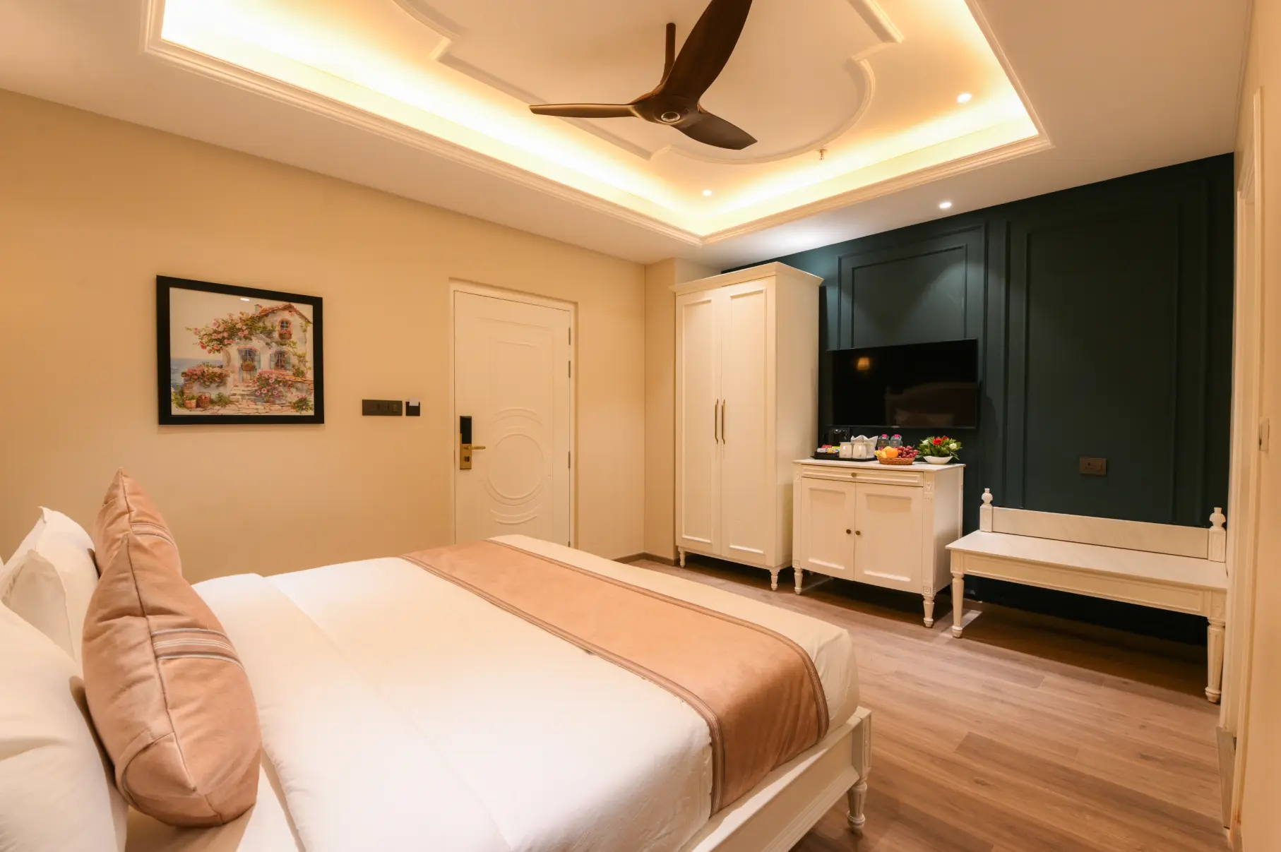 Sunder Palace Slide 2