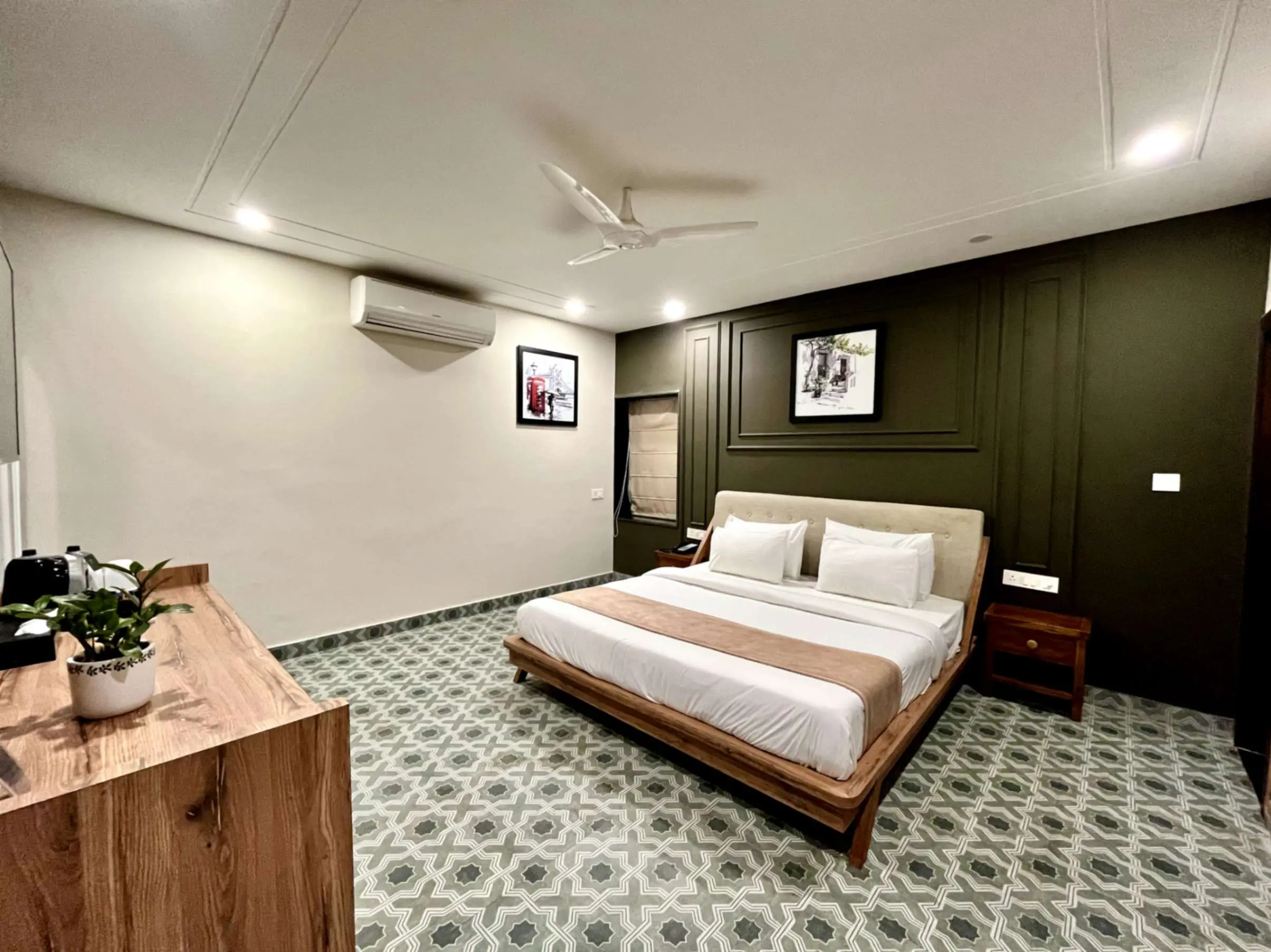 Grand Luxury Room – Ground Floor
