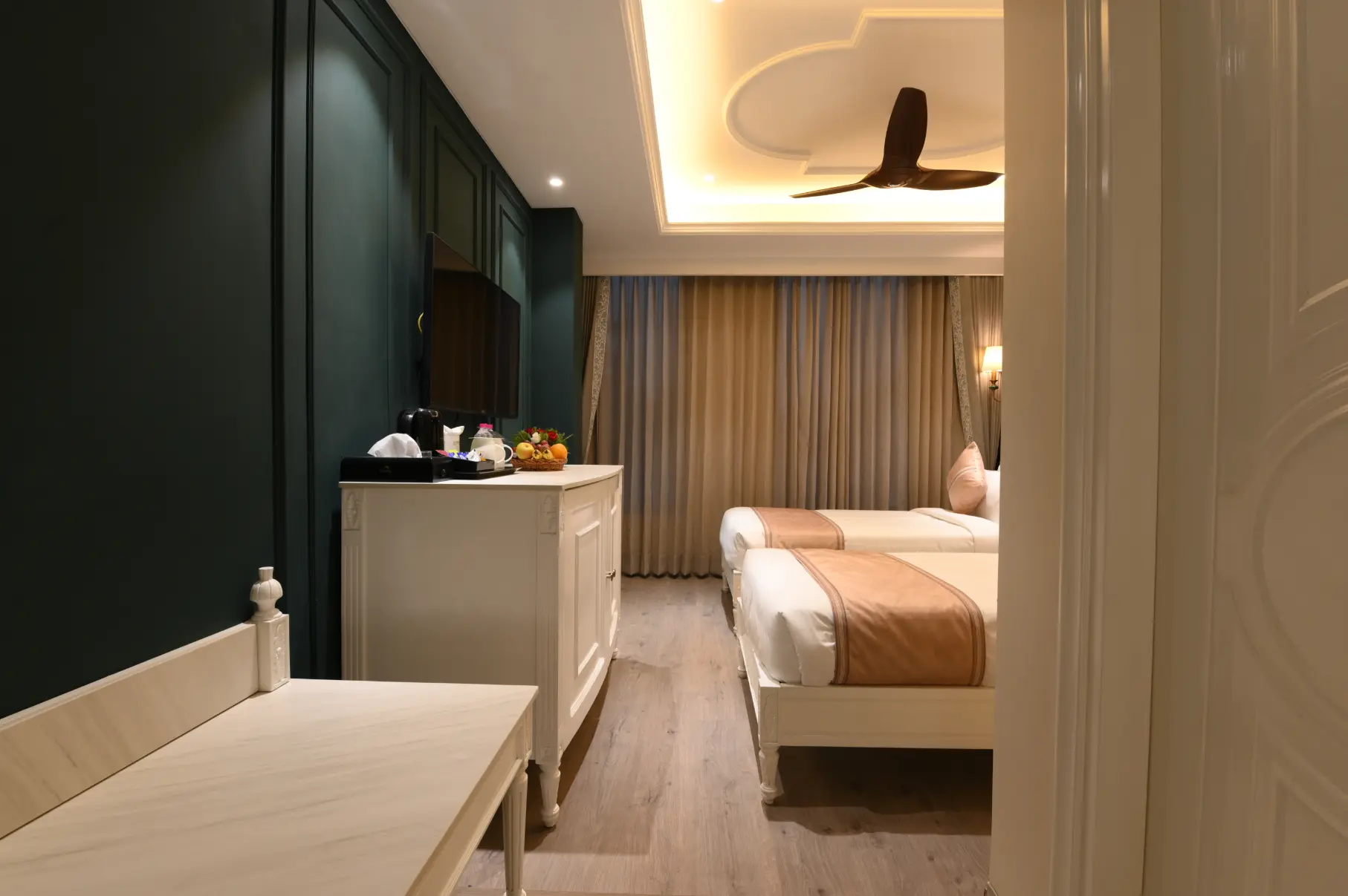 Luxury Twin Room - Bathroom Interior