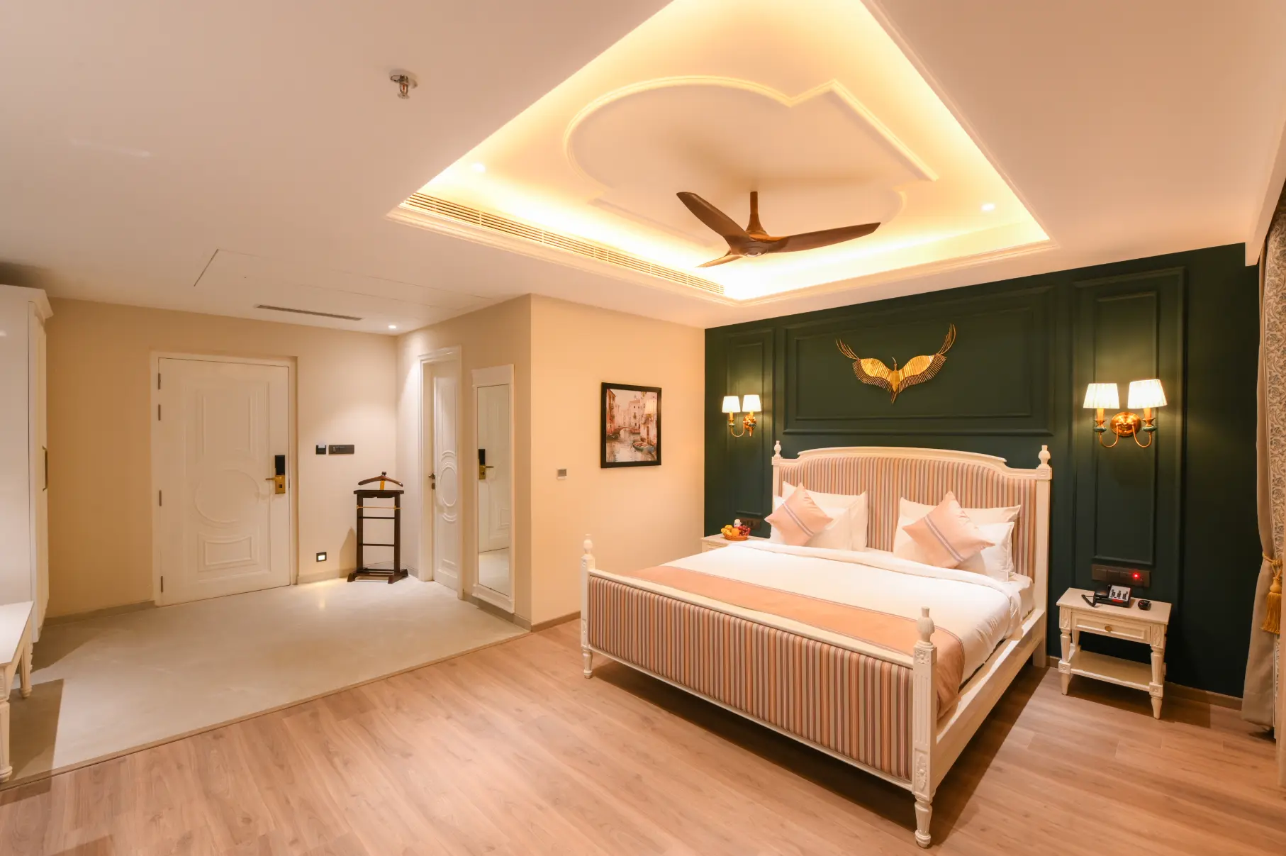 Sunder Palace Slide 1