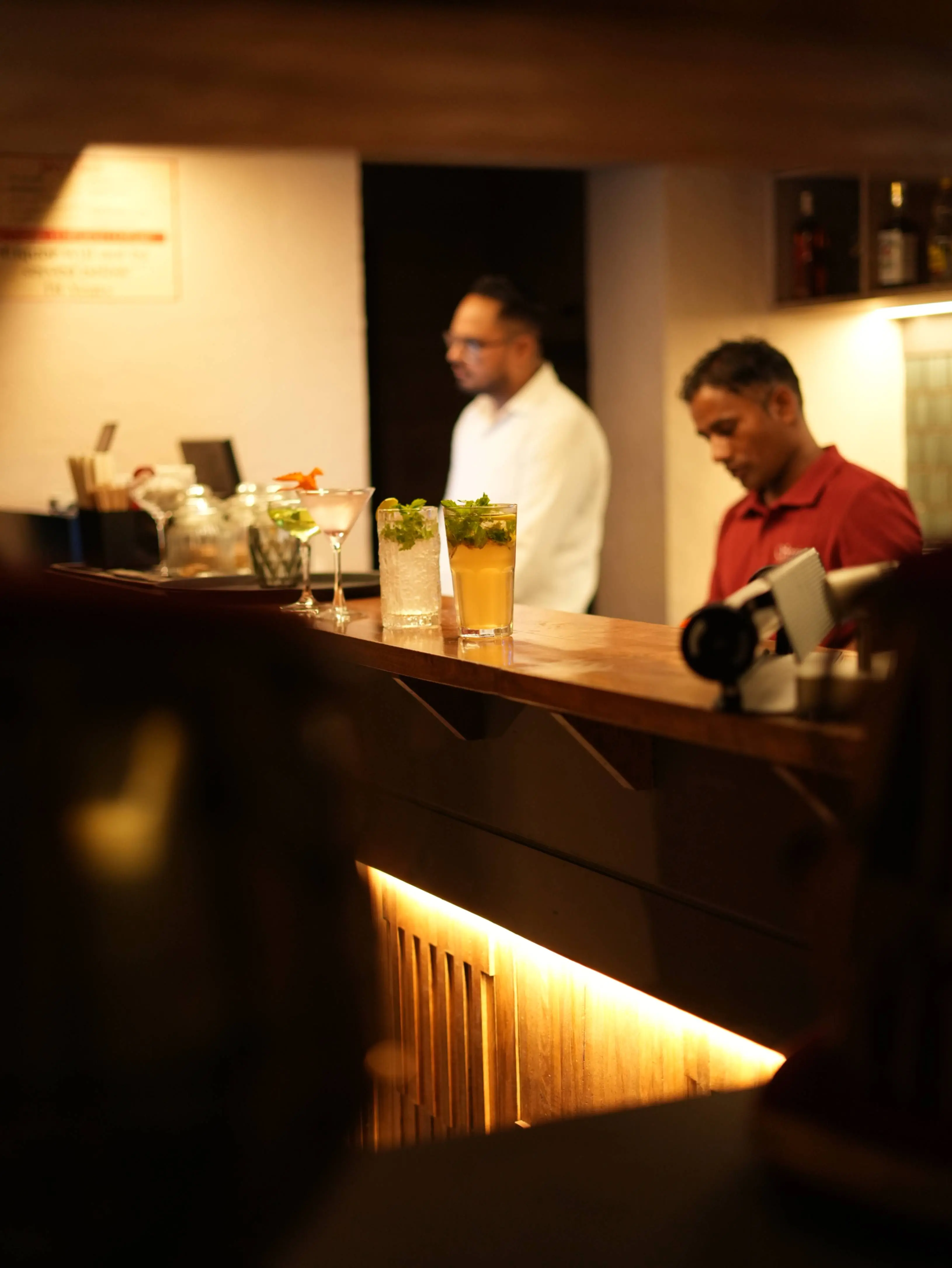 Strings Cocktail Lounge Interior 3